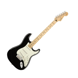 Fender Player Strat—Black